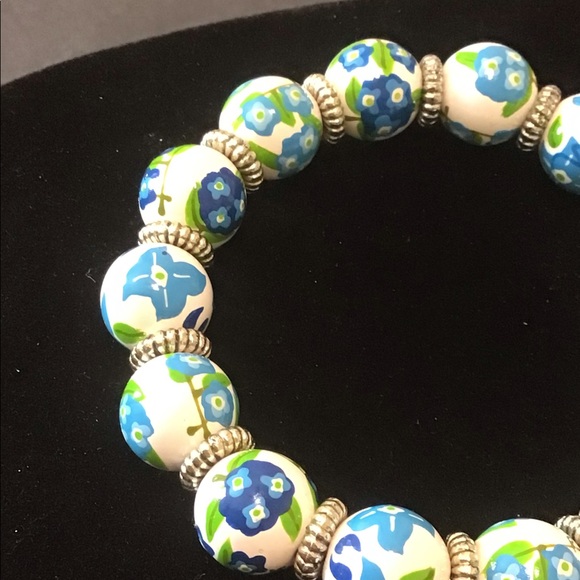 Vintage Ornate Women’s Bracelet - Picture 2 of 4